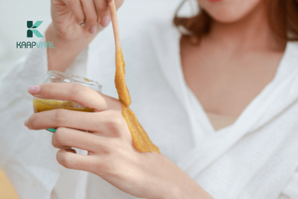 Hướng dẫn cách bôi nghệ tươi chống sẹo hiệu quả